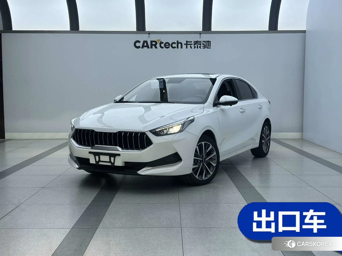 Kia K3 2021 Белый из Китая, фото 2