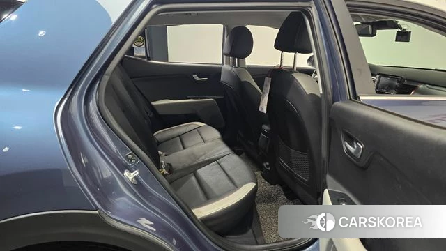 Kia Stonic 2019 Синий из Кореи, фото 2