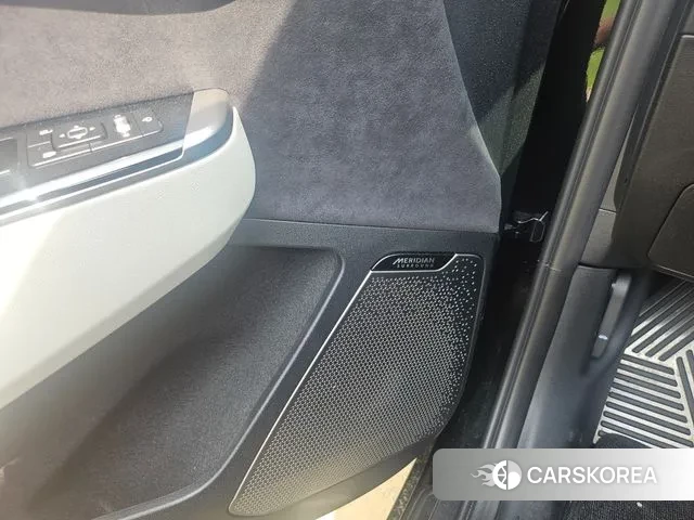 Kia EV6 2023 Черный из Кореи, фото 2