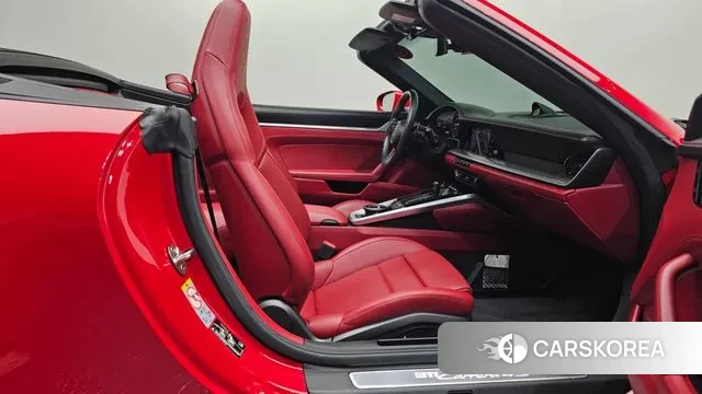 Porsche 911(992) 2021 Красный из Кореи, фото 2