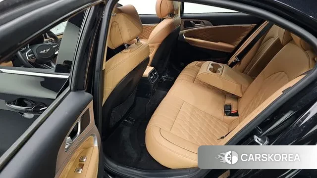 Genesis The New G70 Shooting Brake 2022 Черный из Кореи, фото 2