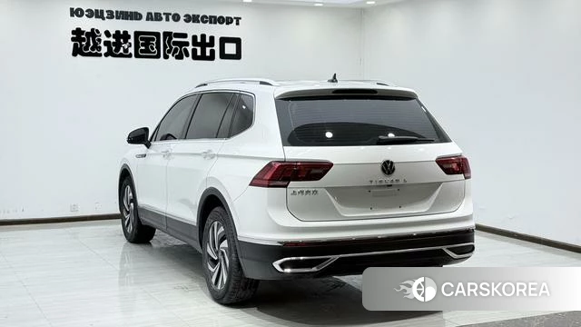 Volkswagen Tiguan L 2023 Белый из Китая, фото 2