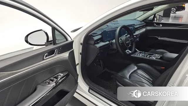 Kia The New K5 3rd generation 2024 Белый из Кореи, фото 2