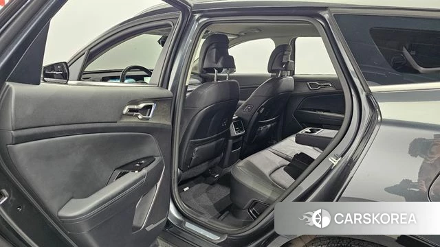 Kia Sportage 5th Generation Hybrid 2023 Серый из Кореи, фото 2