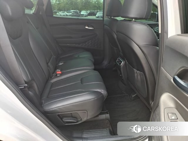 Hyundai The New Santa Fe 2022 Белый из Кореи, фото 2