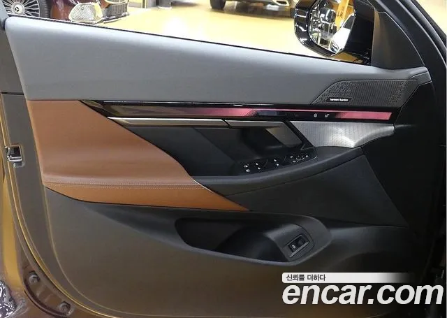 BMW 5 Series (G60) id 2683830 из Кореи 2