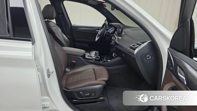 BMW X3 (G01) 2024 Белый из Кореи, фото 2