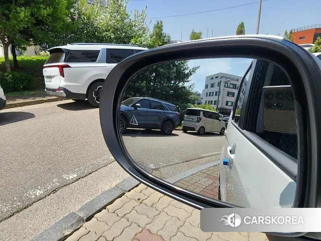 Kia The New Kia Ray EV 2023 Белый из Кореи, фото 2