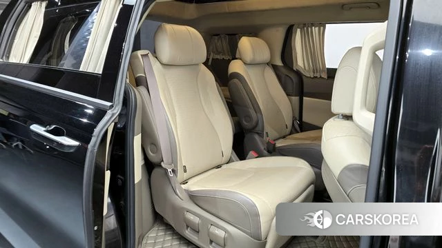 Kia Carnival 4th generation 2021 Черный из Кореи, фото 2
