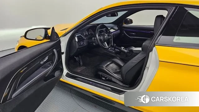 BMW M4 (F82) 2018 Желтый из Кореи, фото 2