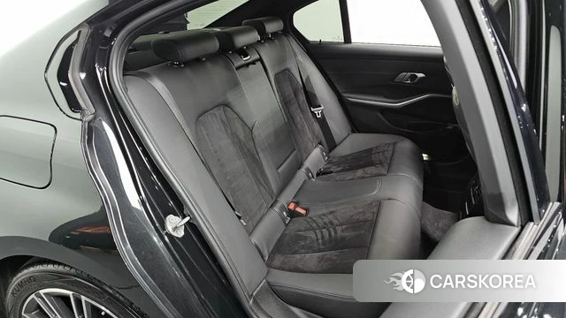 BMW 3 Series (G20) 2020 Черный из Кореи, фото 2