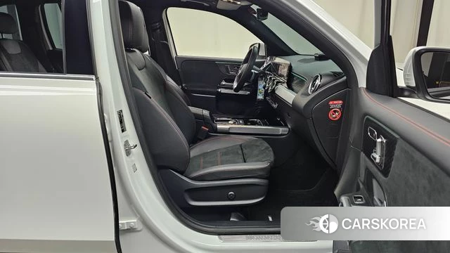 Mercedes-Benz GLB-Class X247 2025 Белый из Кореи, фото 2