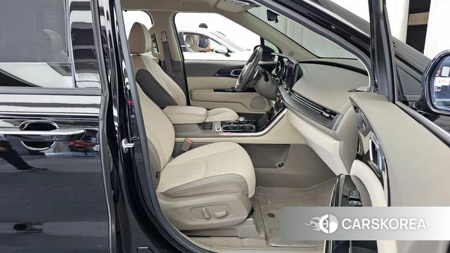 Kia Carnival 4th generation 2021 Черный из Кореи, фото 2
