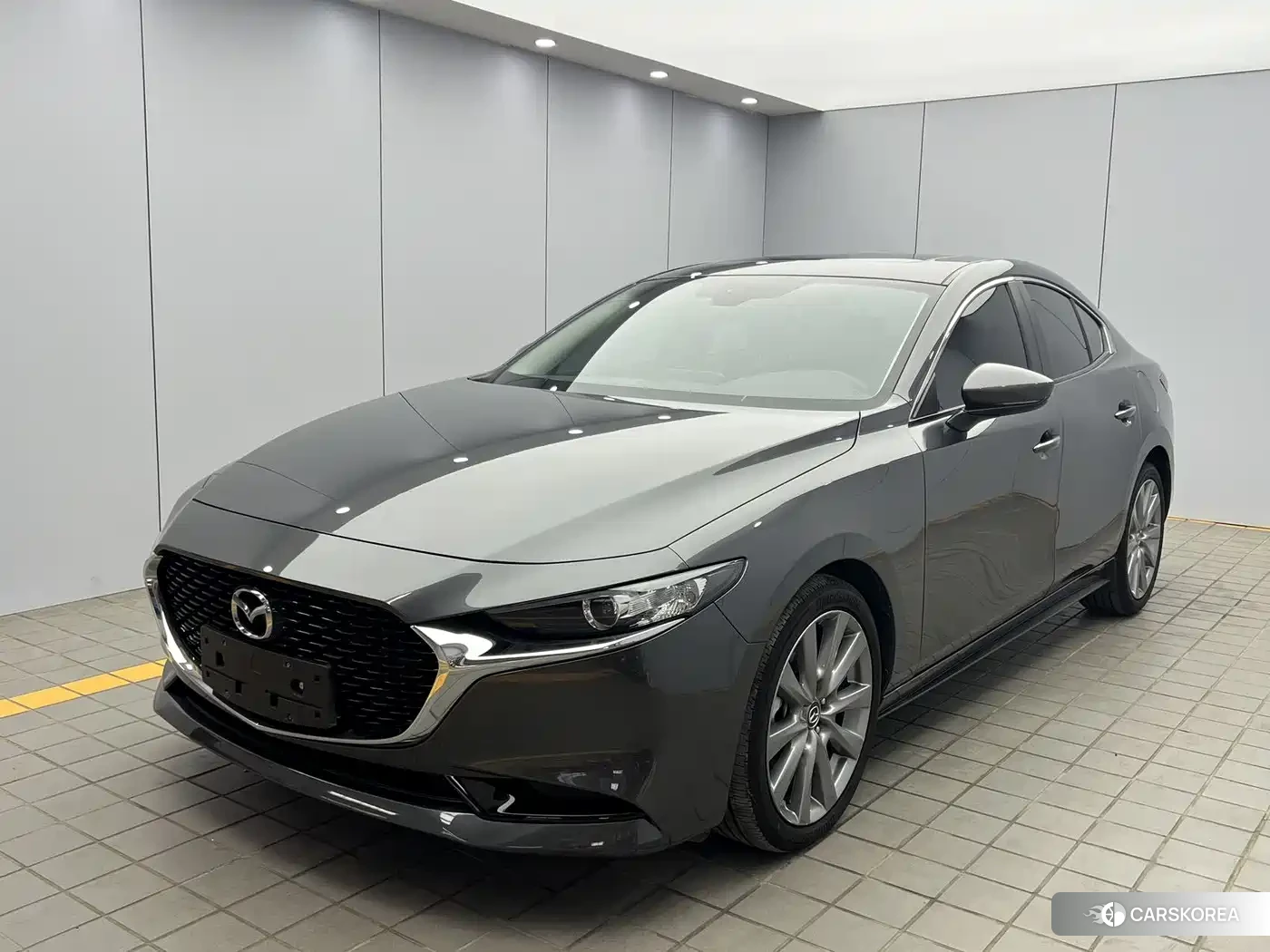Mazda 3 2023 Silver/gray из Китая, фото 2