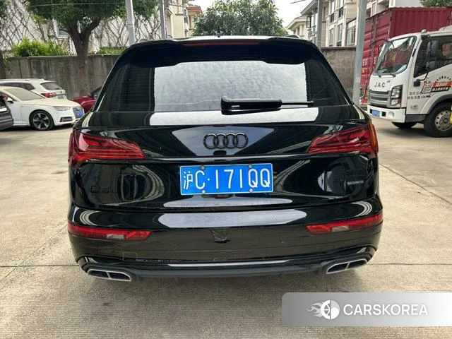 Audi Q5L 2023 Черный из Китая, фото 2