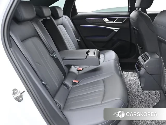 Audi A6 (C8) id 3223728 из Кореи 2