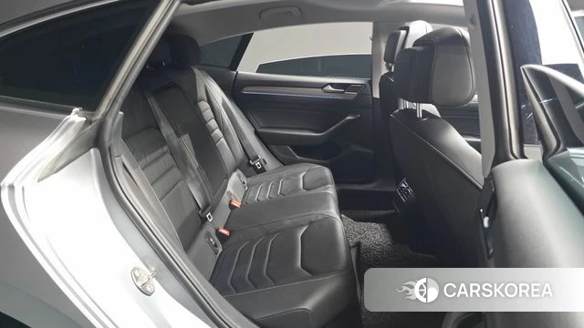 Volkswagen Arteon 2019 Серебряный из Кореи, фото 2