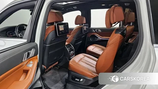 BMW X7 (G07) 2021 Белый из Кореи, фото 2