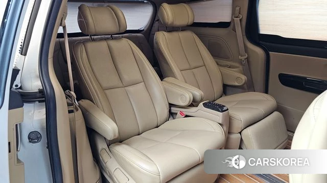 Kia The New Carnival 2019 Белый из Кореи, фото 2