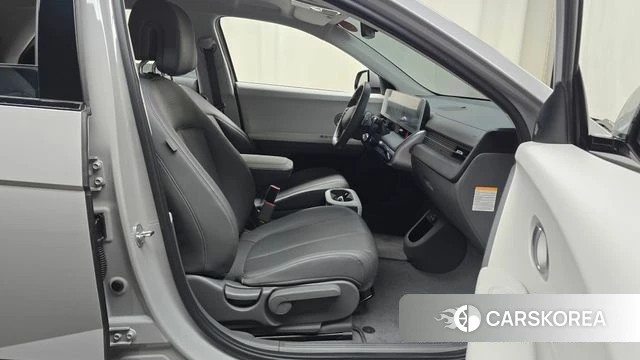 Hyundai Ionic 5 2022 Серебристо-серый из Кореи, фото 2