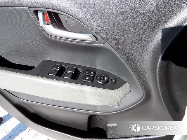 Kia The New Kia Ray 2023 Белый из Кореи, фото 2