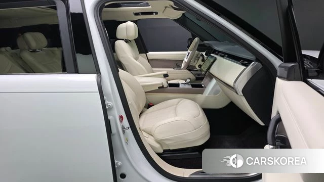 Land Rover Range Rover 5th Generation 2025 Белый из Кореи, фото 2