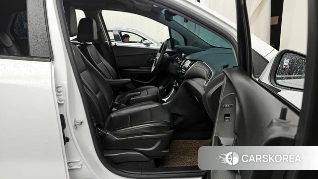 Chevrolet (GM Daewoo) The New Trax 2021 Белый из Кореи, фото 2