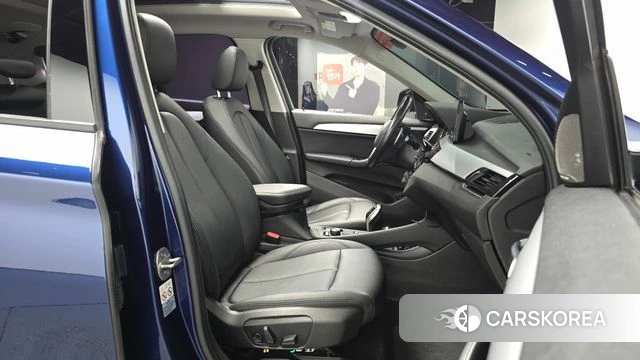 BMW X1 (F48) 2018 Синий из Кореи, фото 2