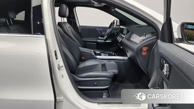 Mercedes-Benz GLA - Class H247 2021 Белый из Кореи, фото 2