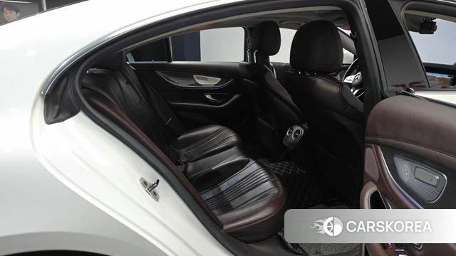 Mercedes-Benz CLS-Class C257 2020 Белый из Кореи, фото 2