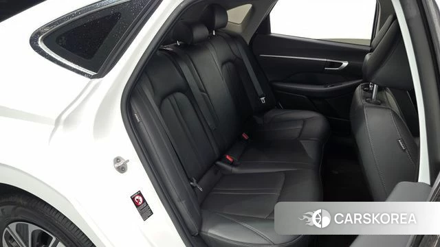 Hyundai Sonata Hybrid (DN8) 2022 Белый из Кореи, фото 2