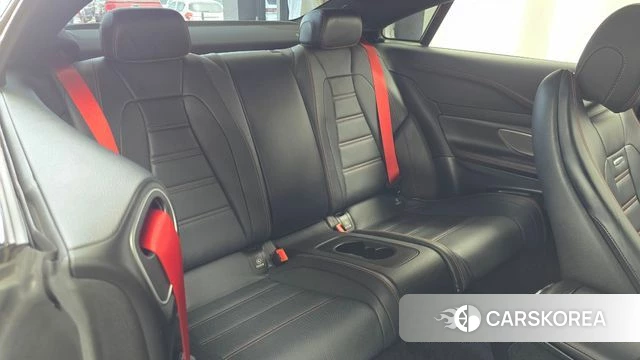 Mercedes-Benz E-Class W213 2023 Черный из Кореи, фото 2