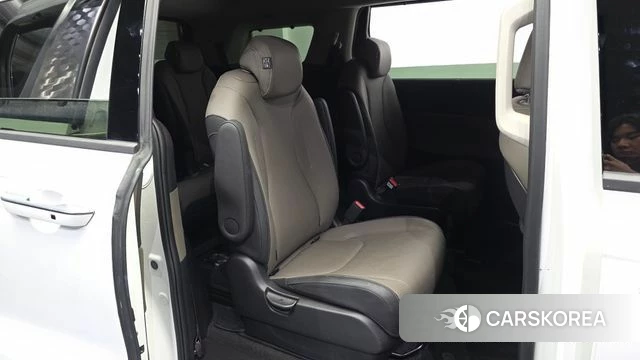 Kia The New Carnival 4th Generation 2025 Белый из Кореи, фото 2