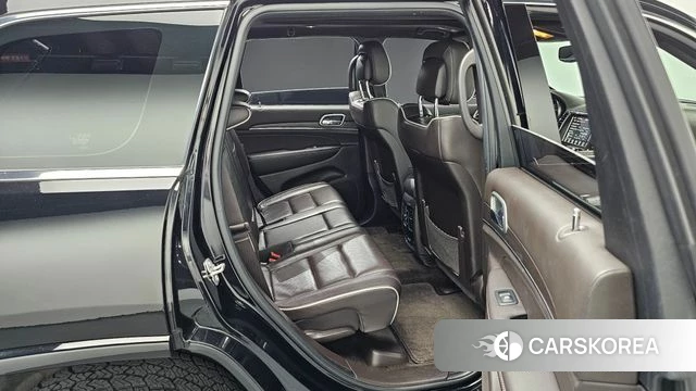 Jeep Grand Cherokee 2018 Черный из Кореи, фото 2