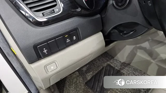 Kia The New Carnival 2018 Белый из Кореи, фото 2