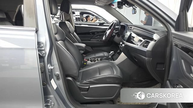 Ssangyong Beautiful Korando 2020 Серый из Кореи, фото 2