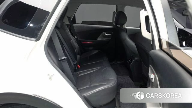 Kia Niro Plus 2022 Белый из Кореи, фото 2