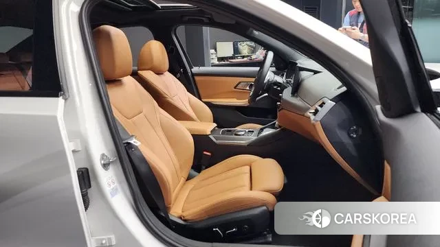 BMW 3 Series (G20) 2024 Белый из Кореи, фото 2