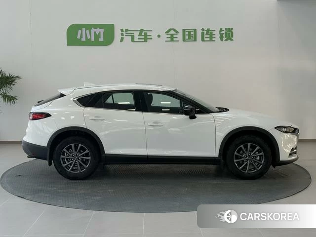 Mazda CX-4 2023 Белый из Китая, фото 2