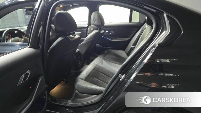 BMW 3 Series (G20) id 4180156 из Кореи 2