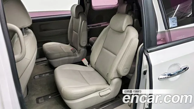 Kia The New Carnival 2018 Белый из Кореи, фото 2