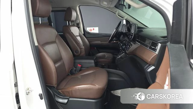 Hyundai The New Grand Starex 2018 Белый из Кореи, фото 2