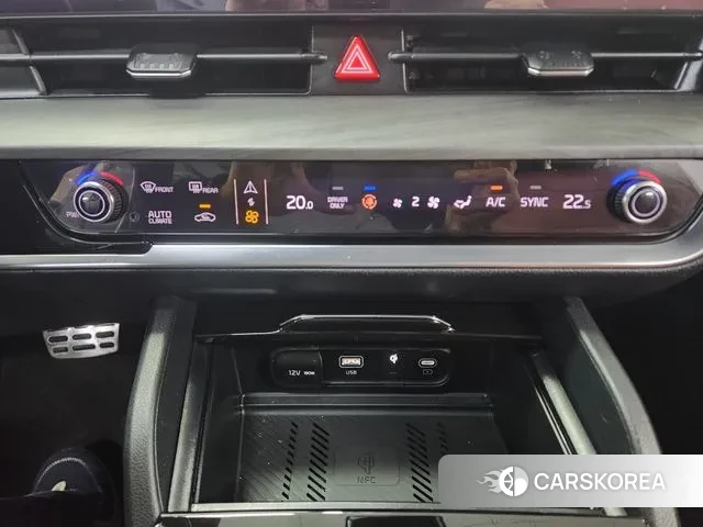 Kia Sportage 5th Generation Hybrid 2023 Белый из Кореи, фото 2