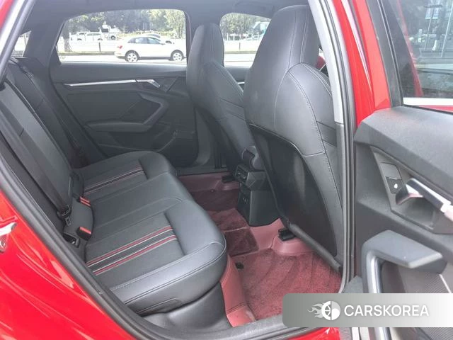 Audi A3 2022 Красный из Китая, фото 2