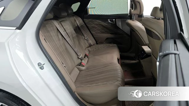 Kia K8 Hybrid 2023 Белый из Кореи, фото 2