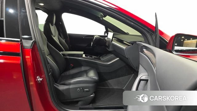 Tesla Model X 2023 Красный из Кореи, фото 2