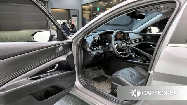 Hyundai Avante (CN7) 2020 Серебряный из Кореи, фото 2