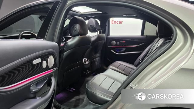 Mercedes-Benz E-Class W213 2022 Серый из Кореи, фото 2