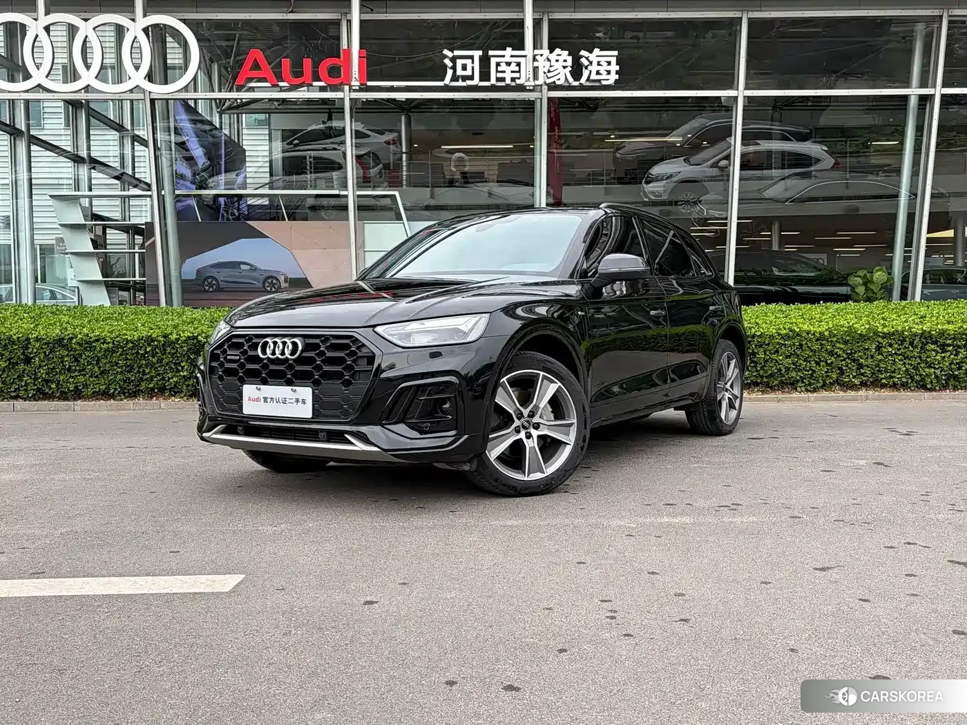 Audi Q5L 2023 Черный из Китая, фото 2