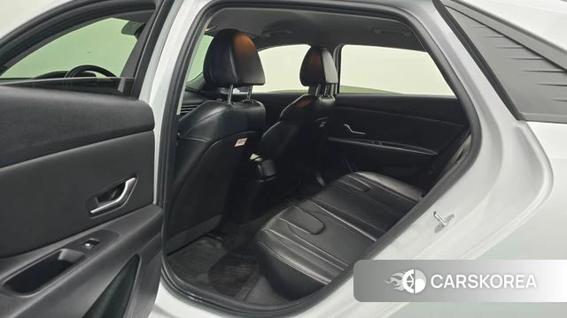 Hyundai Avante (CN7) 2021 Белый из Кореи, фото 2